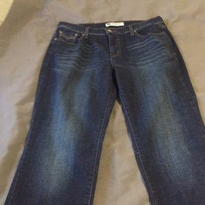 Levi’s straight leg jeans with flaps on back